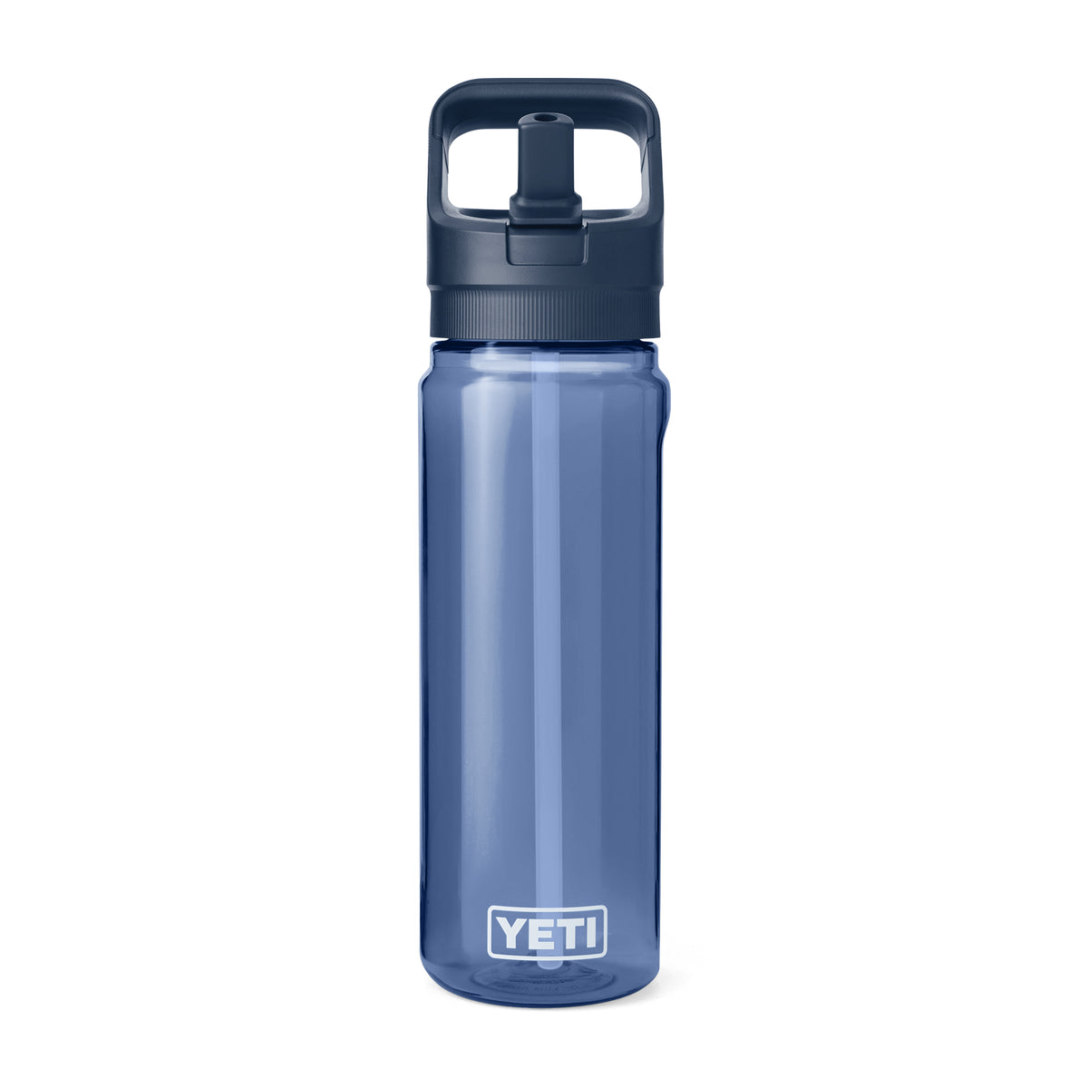 Die YETI® Yonder™ 750ml Strohhalm-Wasserflasche in Navy verfügt über einen aufklappbaren Strohhalm-Deckel und einen stabilen Griff, der aufrecht vor einem weißen Hintergrund steht.